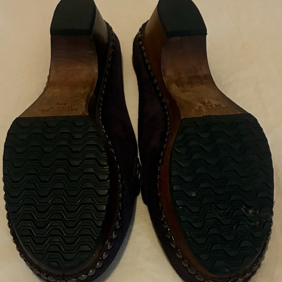 KORS Michael Kors Purple Suede Mules/Clogs - Picture 7 of 7